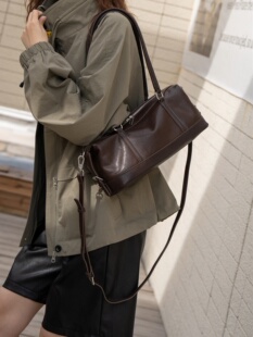 小众新款真皮女包韩版百搭头层植鞣牛皮女手提单肩复古简约法棍包