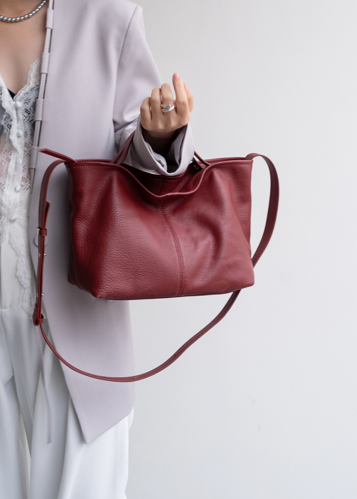 松弛慵懒风~~质感软手工好真皮女包头层牛皮女手提单肩简约托特包