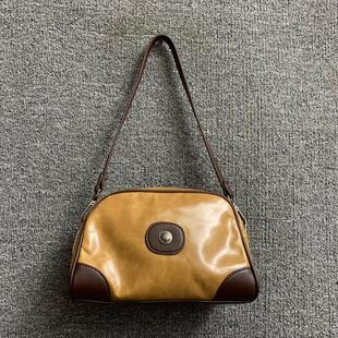 女包小众设计真皮小包韩版复古油蜡头层牛皮撞色宽肩带单肩小方包