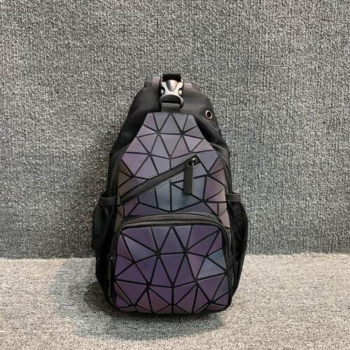 梦嘉丽炫彩色胸包双肩包百搭