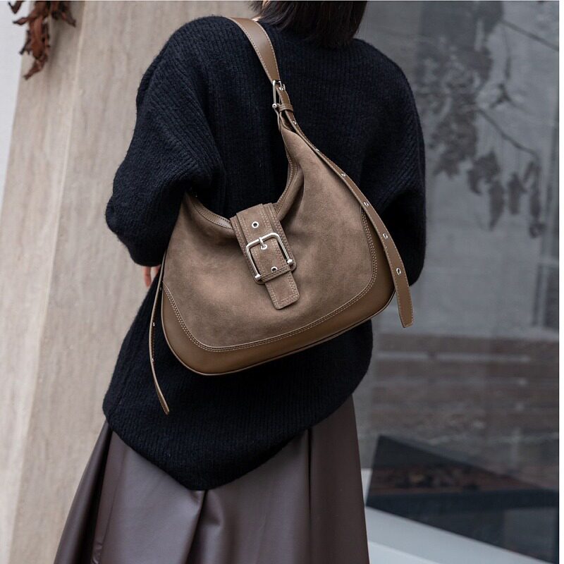 秋冬新品真皮女包小众韩版磨砂牛皮女手提单肩腋下饺子包甜美淑女