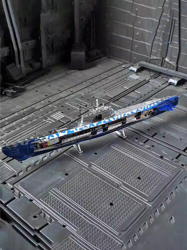 钢魔像金属14岁以上立体手工礼品