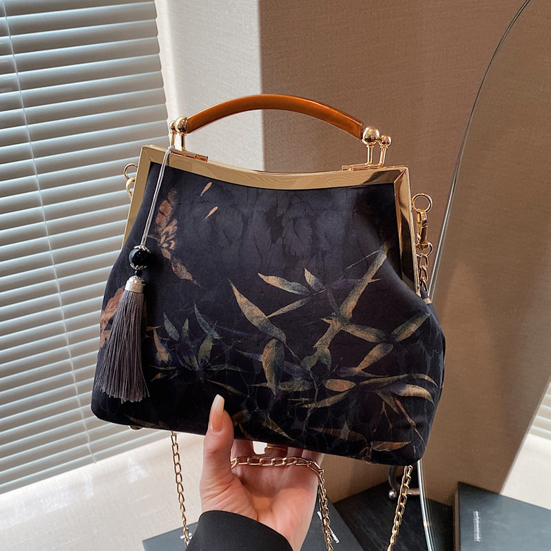品牌专柜复古香云纱手提流苏口金包中式单肩斜挎旗袍手工女包气质