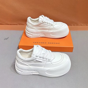 小白鞋女2026新款爆款厚底增高松糕鞋欧洲站丑萌大头鞋真皮面包鞋