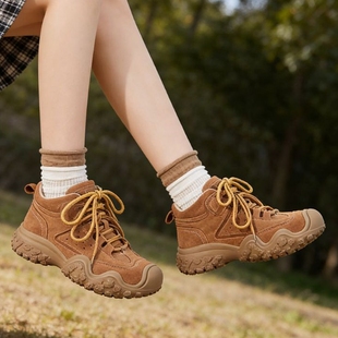专业登山鞋女防水防滑真皮透气户外运动爬山鞋冬季保暖轻便徒步鞋