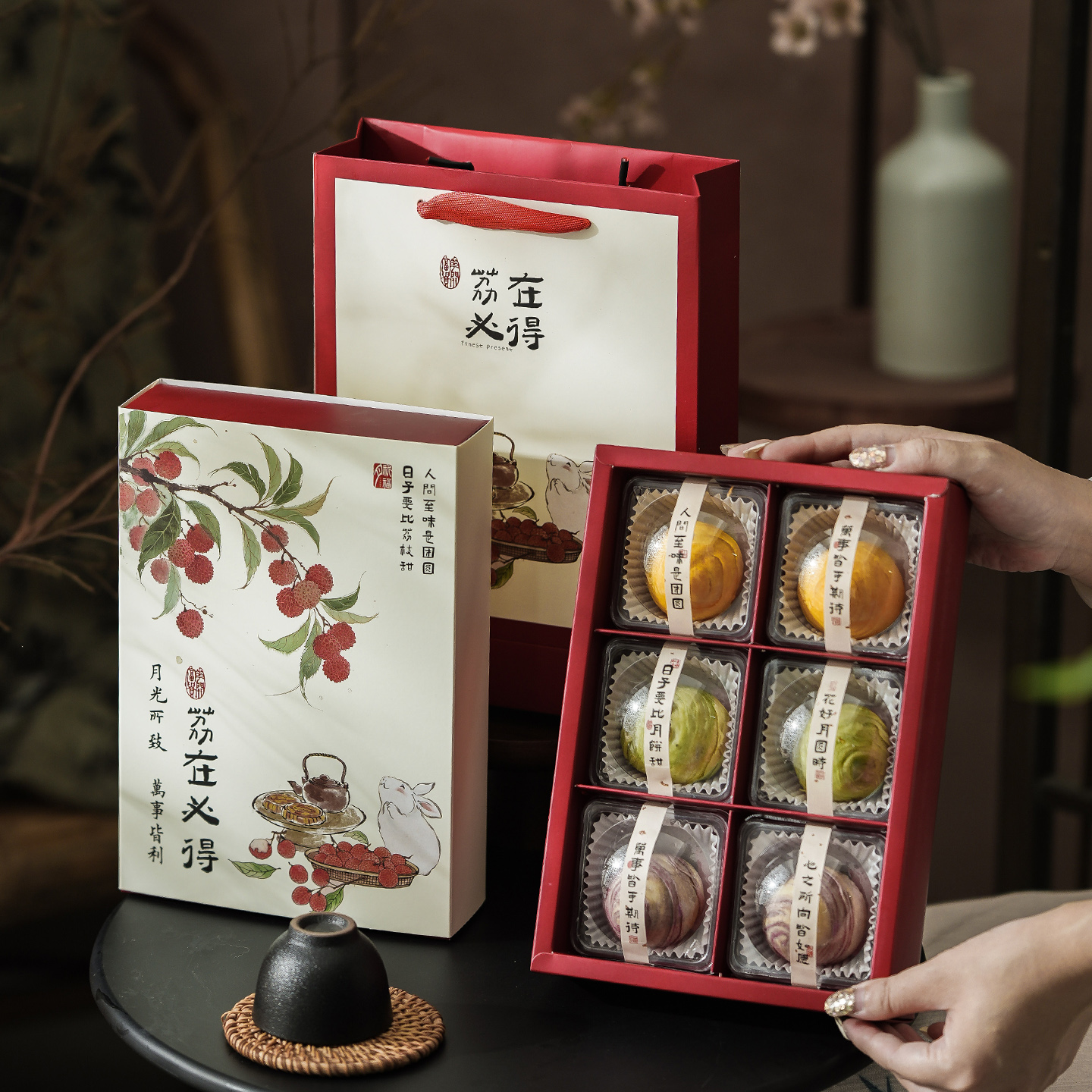 2025新款蛋黄酥包装盒高档国风6粒冰皮流心月饼中秋礼盒送空盒子