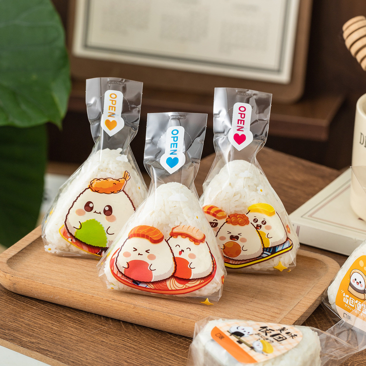 三角饭团包装袋商用透明大号食品级日式寿司专用模具小可微波加热