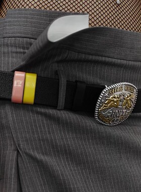 村上春树*Vintage Leather Belt 复古做旧浮雕金属盾牌扣牛皮腰带