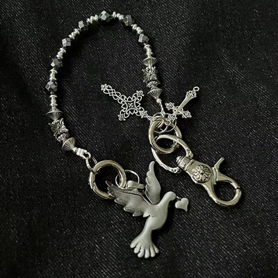 小众复古黑玉石灰飞鸽钥匙扣