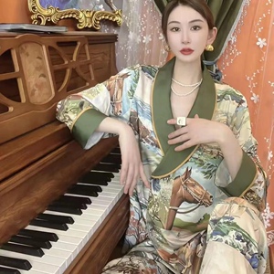 春秋新款高级感睡衣女缎面仿真丝长袖气质舒适家居服套装时尚外穿