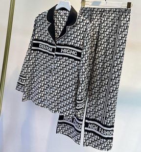 春秋高级感休闲冰丝英文情侣睡衣简约时尚丝绸长袖男士家居服套装