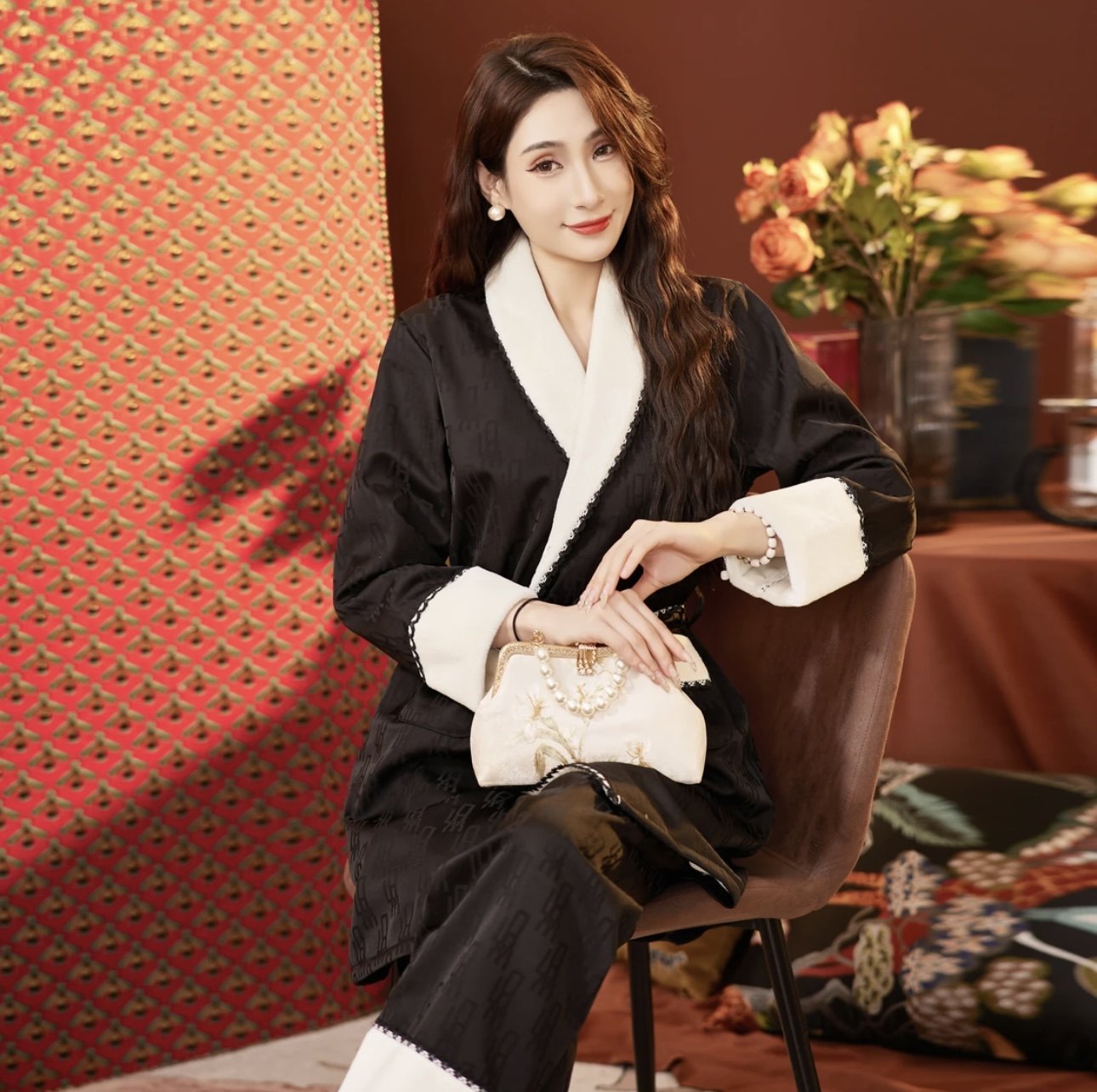 秋冬睡衣女士高级感系带睡衣缎面加绒加厚保暖睡袍式家居服可外穿