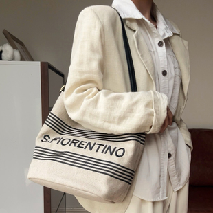 圣.梵伦蒂诺S81-H864-1WB女士时尚百搭单肩包大容量高级感水桶包