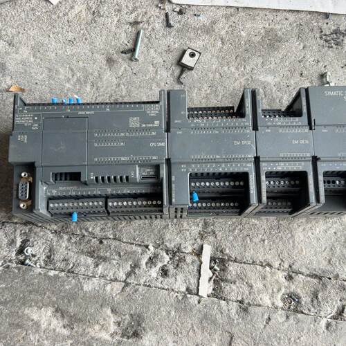 CPU SR40 EM DR32 EM AM06 EM DE16 PLC工控模块议价维修