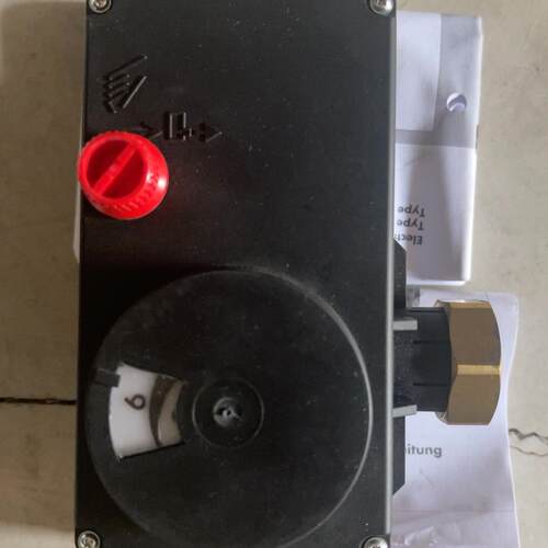 5824-10 SAMSON萨姆森电动执行器 24V 230V 实物拍摄议价议价维修