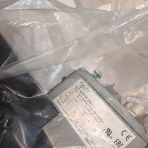 ILS1B853S1582 步进电机 工业工控自动化设备配件议价维修