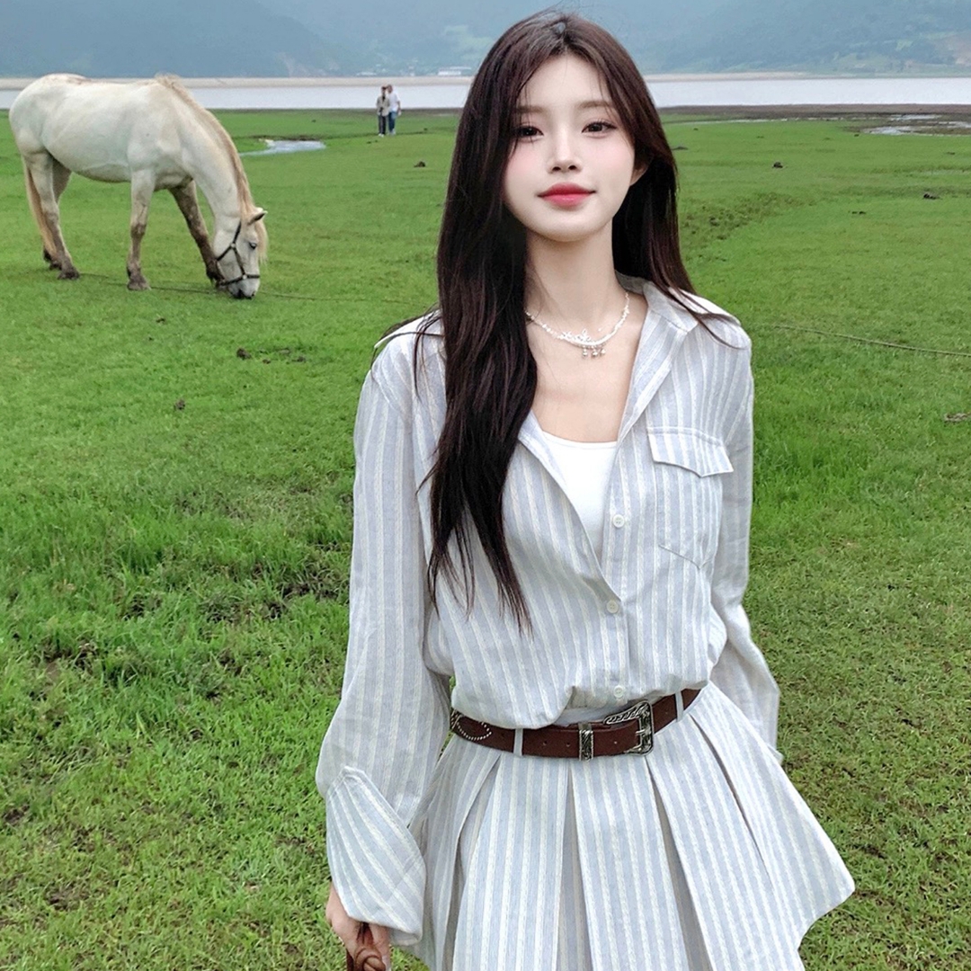 旷野长袖气质遐想条纹连衣裙小个子气质收腰显瘦高级感老钱风短裙