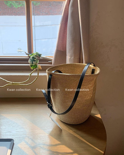 台湾小众设计单肩手提草编包新款