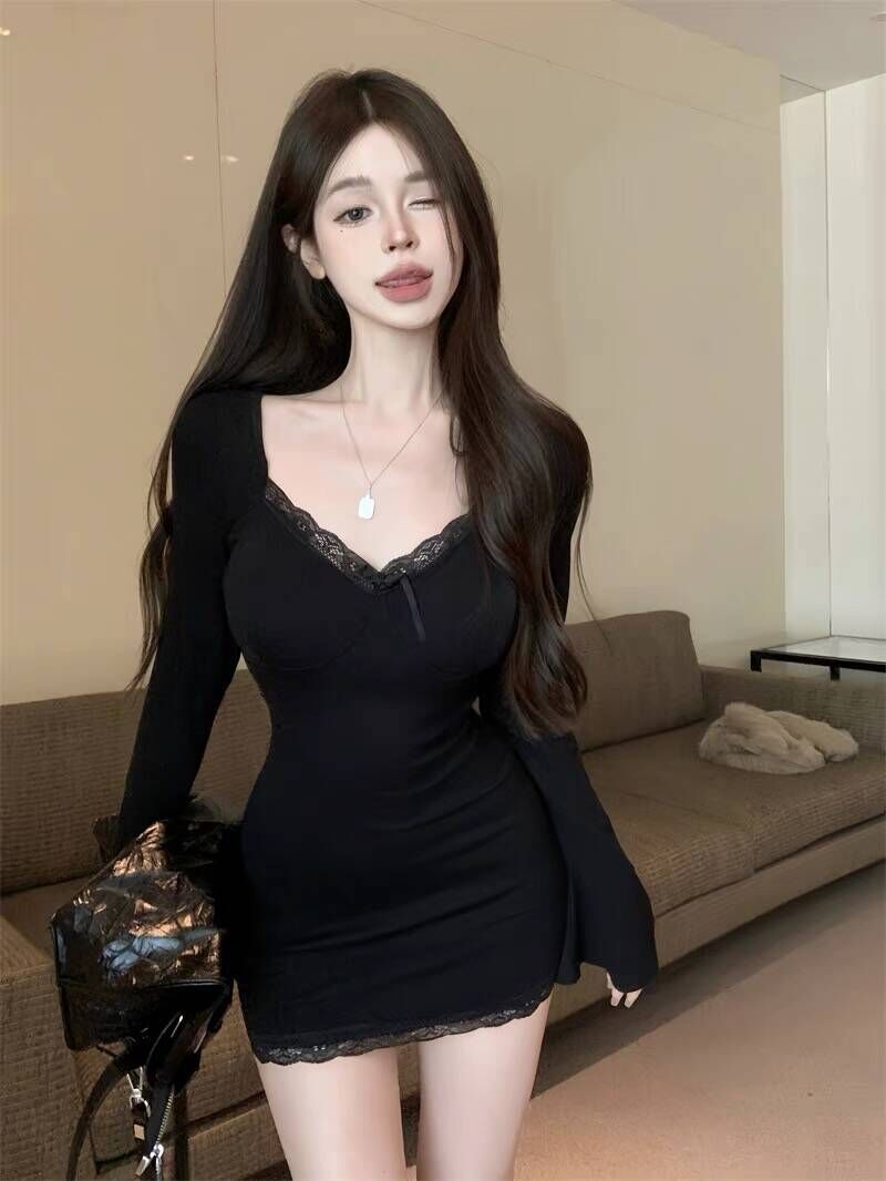 名媛风V领长袖蕾丝连衣裙