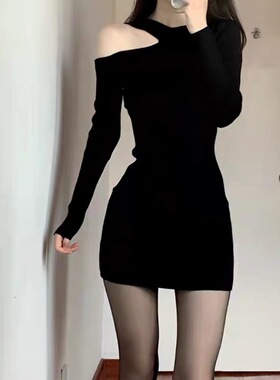 黑色针织长袖名媛风连衣裙秋冬2024年新款辣妹气质黑色包臀短裙女