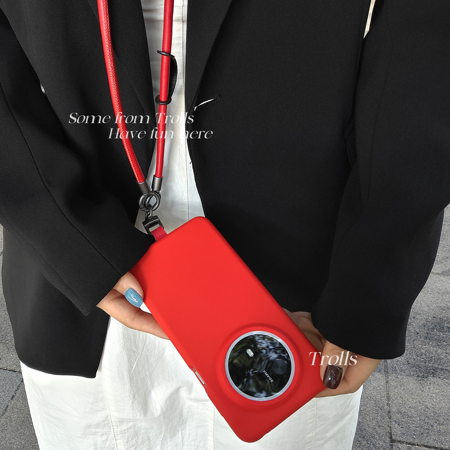 Trolls｜高级感新年红色液态硅胶ins纯色防摔手机壳高品质皮质斜挎挂绳适用华为mate80Pro小米17苹果16/17pro,3C数码配件,手机保护套/壳,淘宝优惠券,粉丝福利购,淘宝优惠卷