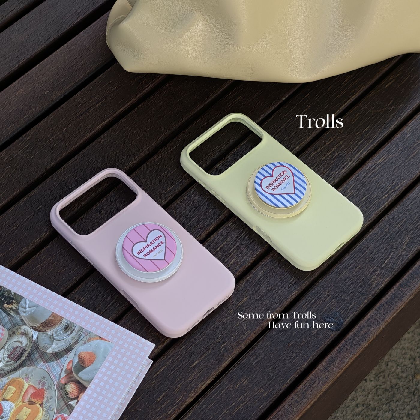 Trolls｜甜心条纹日记 清新少女感ins蜜奶黄双层条纹爱心粘贴支架液态硅胶手机壳适用S60华为pura90Pro苹果17