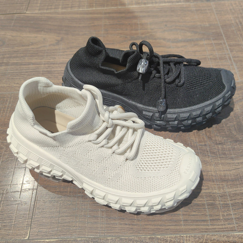 MA飞织网面透气轻便女运动鞋