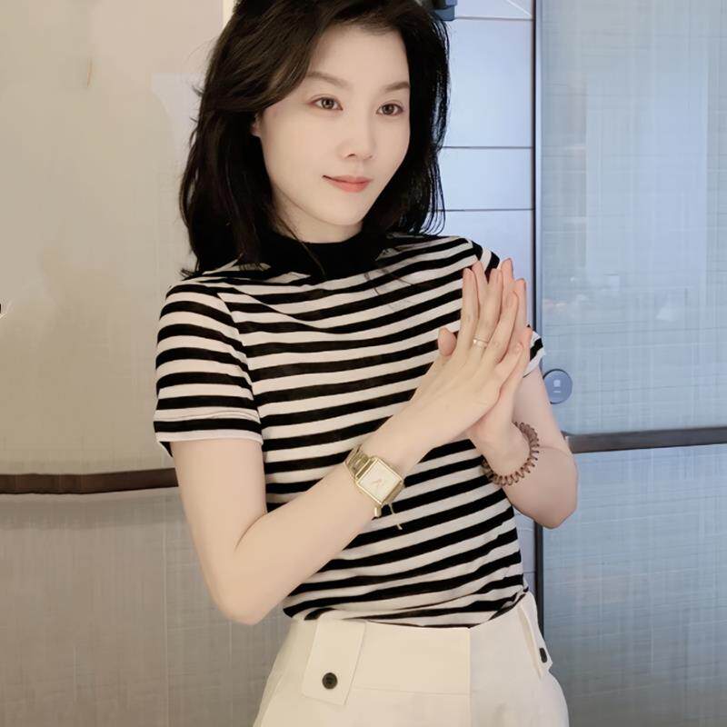 经典条纹针织短袖t恤女夏2025新款修身显瘦半高领打底衫内搭上衣