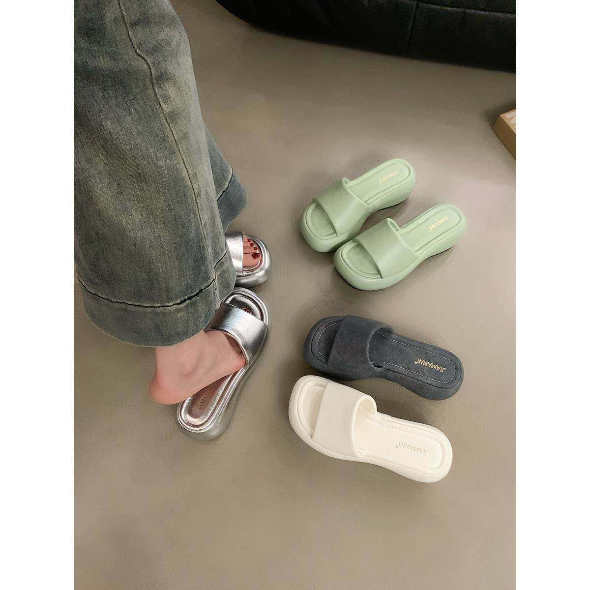 小丸子 厚底韩版外穿一字拖鞋女2025新款夏季休闲 ??银色沙滩凉拖