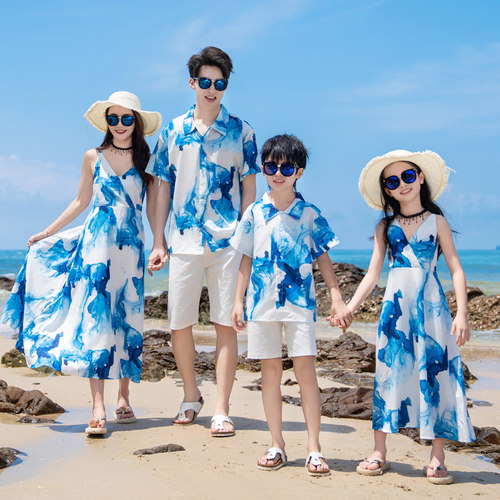 悦海悦贝海边度假亲子装一家三口