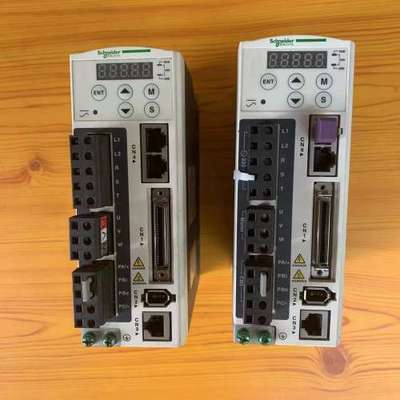 LXM23DU07M3X 伺服驱动器100W 实物拍摄