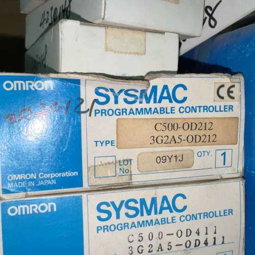 SYSMAC PLC控制器，型号C500-OD212，