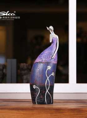新款直销树脂工艺品 油画女人客厅装饰摆件套装人物雕像礼品定制