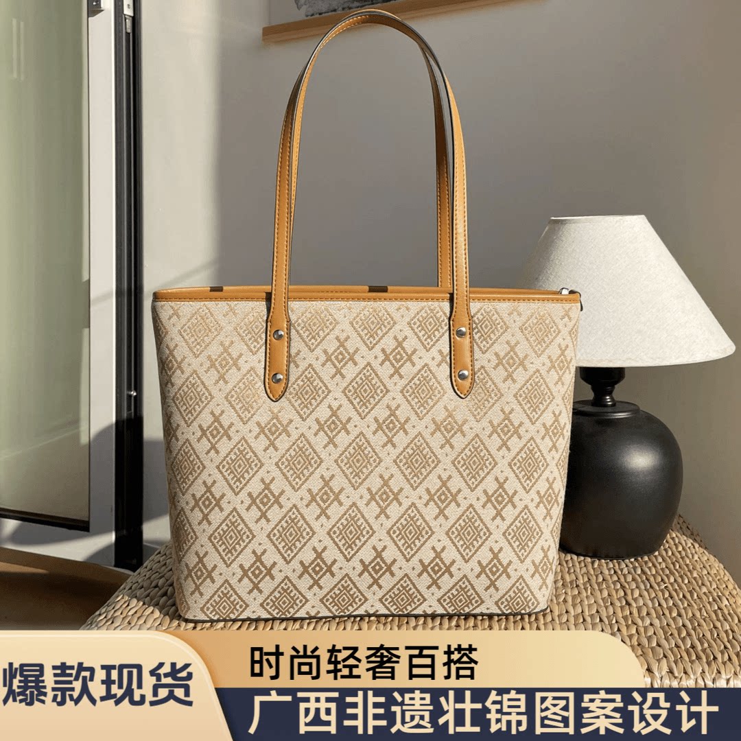 广西非遗壮锦包包托特包单肩包斜挎包秋冬新款爆款通勤百搭时尚04图片