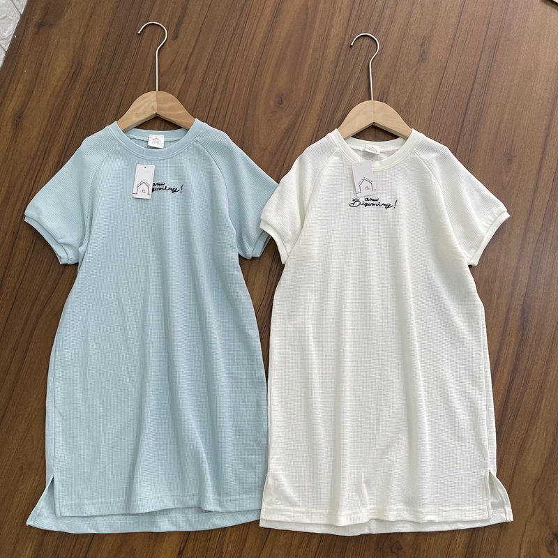 女童日系原单短袖连衣裙宽松百搭刺绣款圆领纯色简约裙子夏款