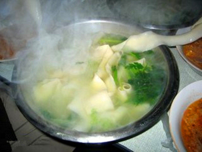 秦和陕西特产宽面biangbi面条/挂面（无料包）