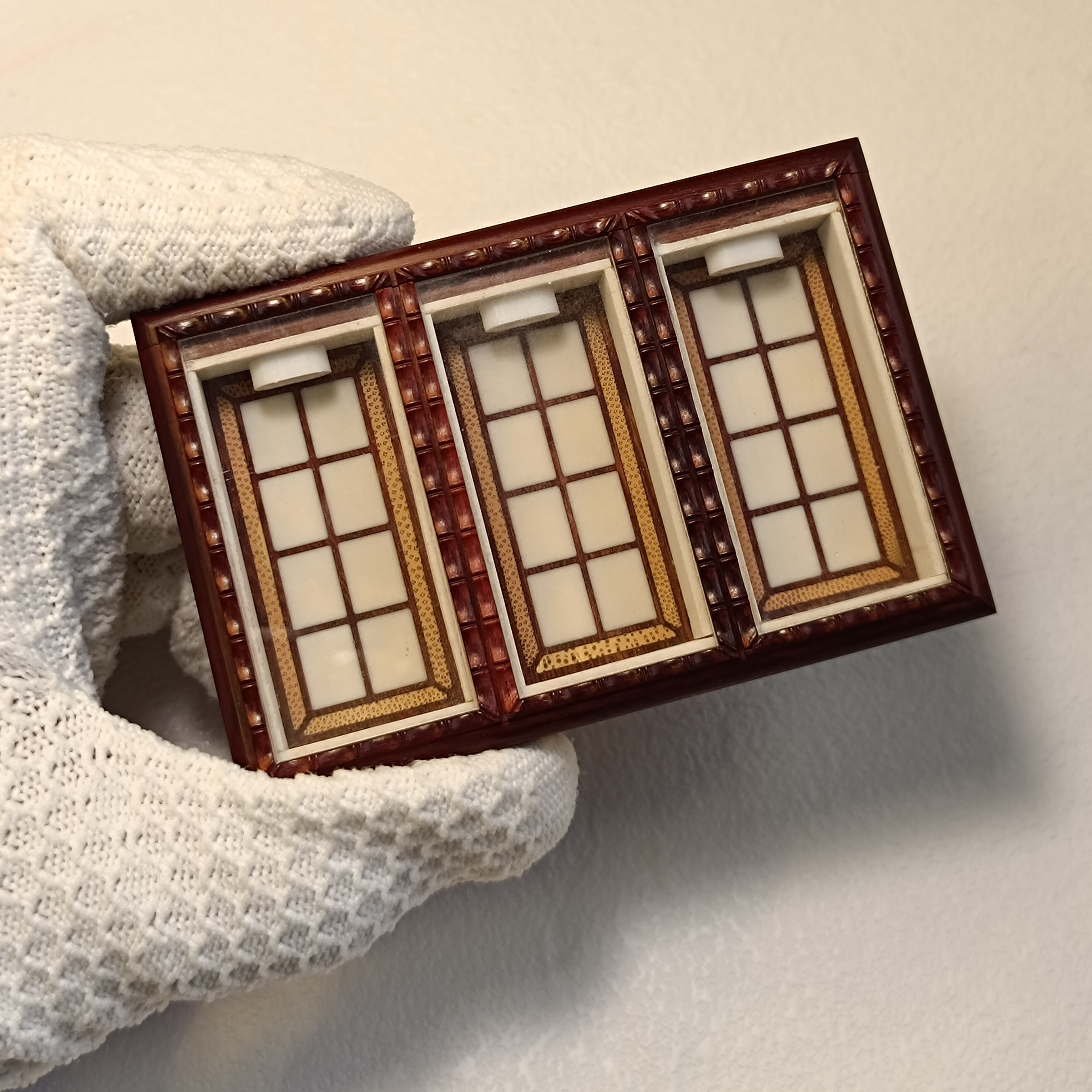 张圣林三格大黄蛉盒紫檀