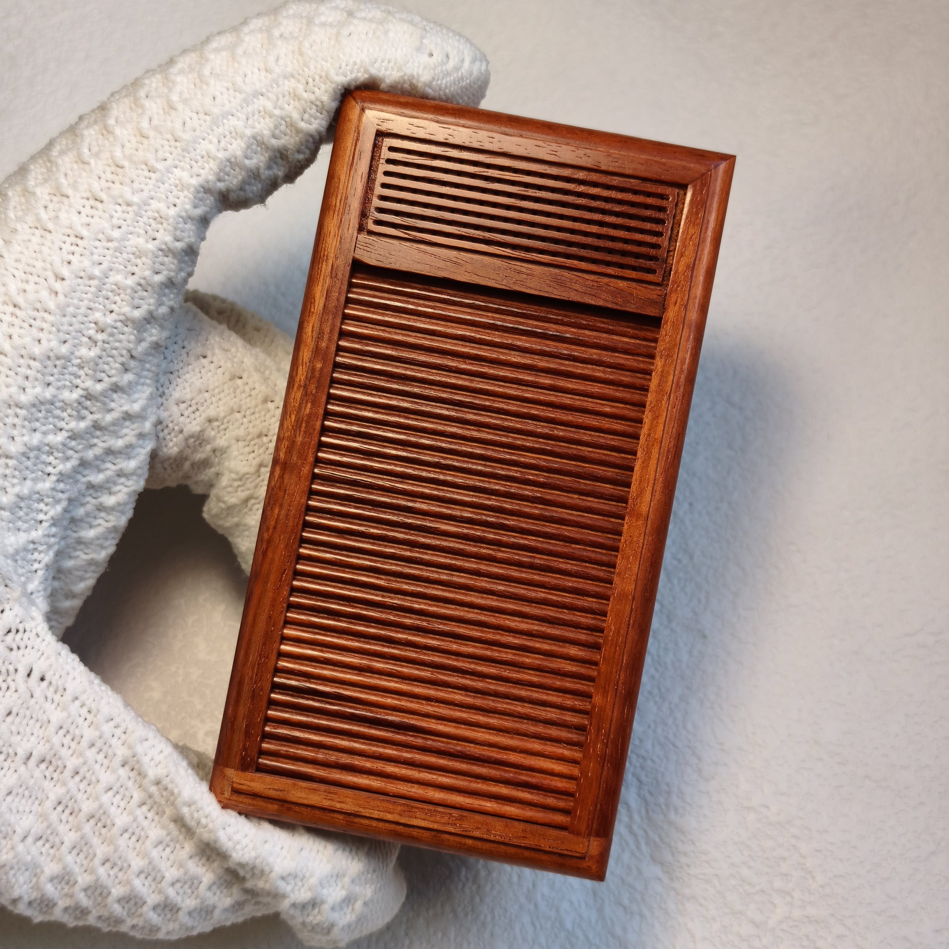 毛师傅紫檀木卷帘门竹蛉盒