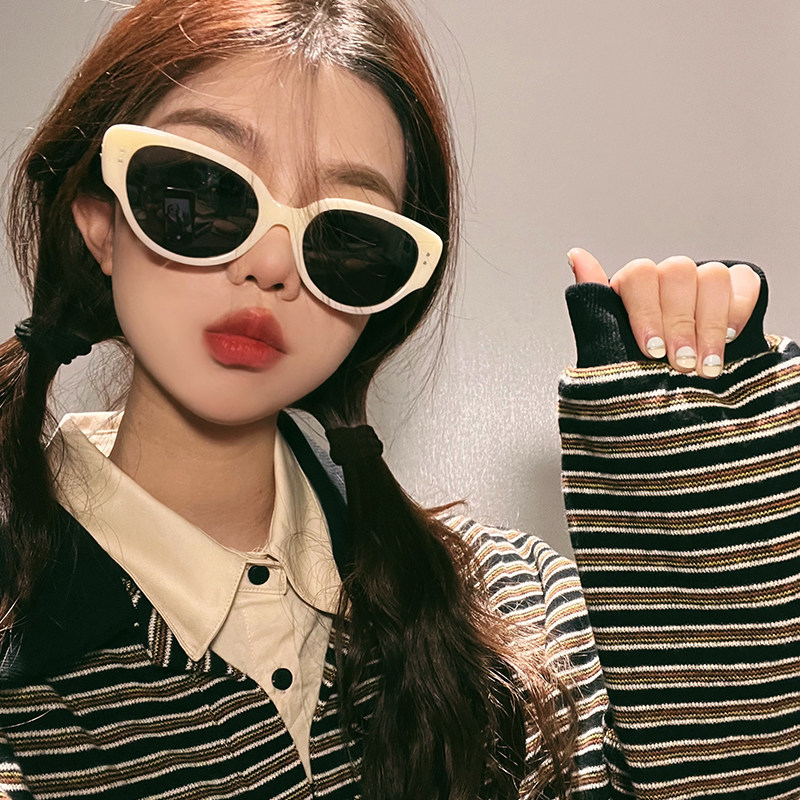 桔里防紫外线氛围感女款个性墨镜