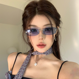 欧美辣妹风无边框蓝色太阳镜Jennie演唱会同款y2k高级感中古墨镜