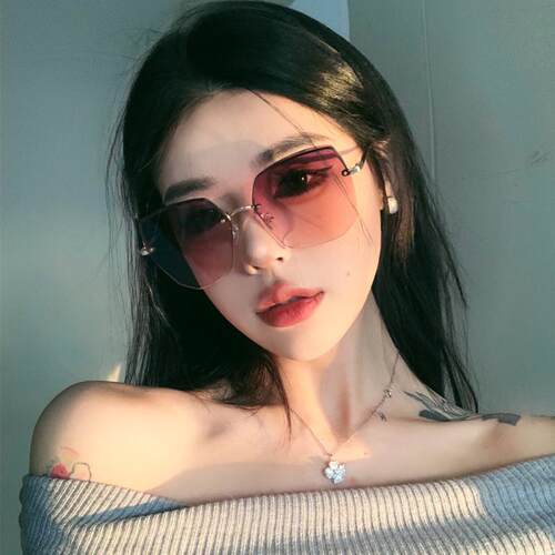 2025年个性女款港风防紫外线