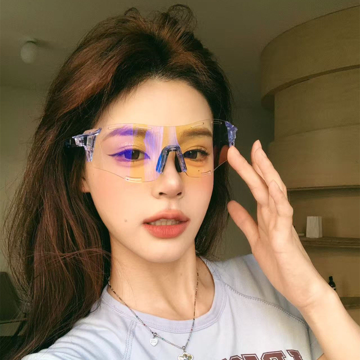 新款未来感透明蓝色镜框太阳镜女防紫外线骑行护目镜男女变色眼镜,ZIPPO/瑞士军刀/眼镜,太阳眼镜,淘宝优惠券,粉丝福利购,淘宝优惠卷