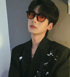 复古个性 夜店红色墨镜小红书同款 方形防晒开车太阳眼镜男女同款
