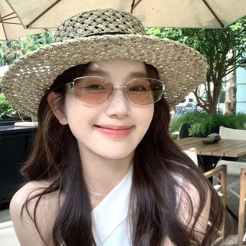 老钱风金属猫眼浅茶防晒墨镜女