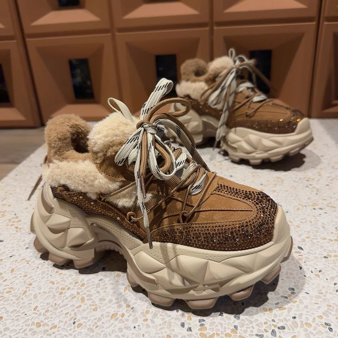 2025新款时尚百搭真皮老爹鞋女厚底加绒加厚保暖棉鞋冬季水钻冬季