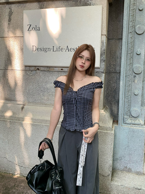 宅宅athome//曼利周刊 复古格子一字肩两穿露肩衬衫修身显瘦上衣