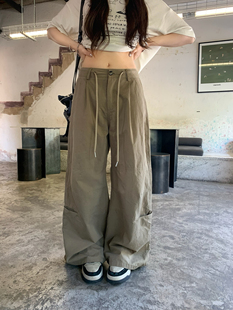百搭宽松显瘦休闲裤 宅宅Athome 裤 军绿色高腰抽绳工装 赛尔旧街