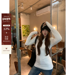 宅宅athome//极简fitcheck 圆领显瘦弹力长袖T恤纯色软糯打底衫