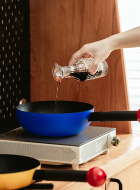 意大利TVS平底锅家用燃气灶适用多功能炒锅鸡蛋早餐牛排不粘煎锅