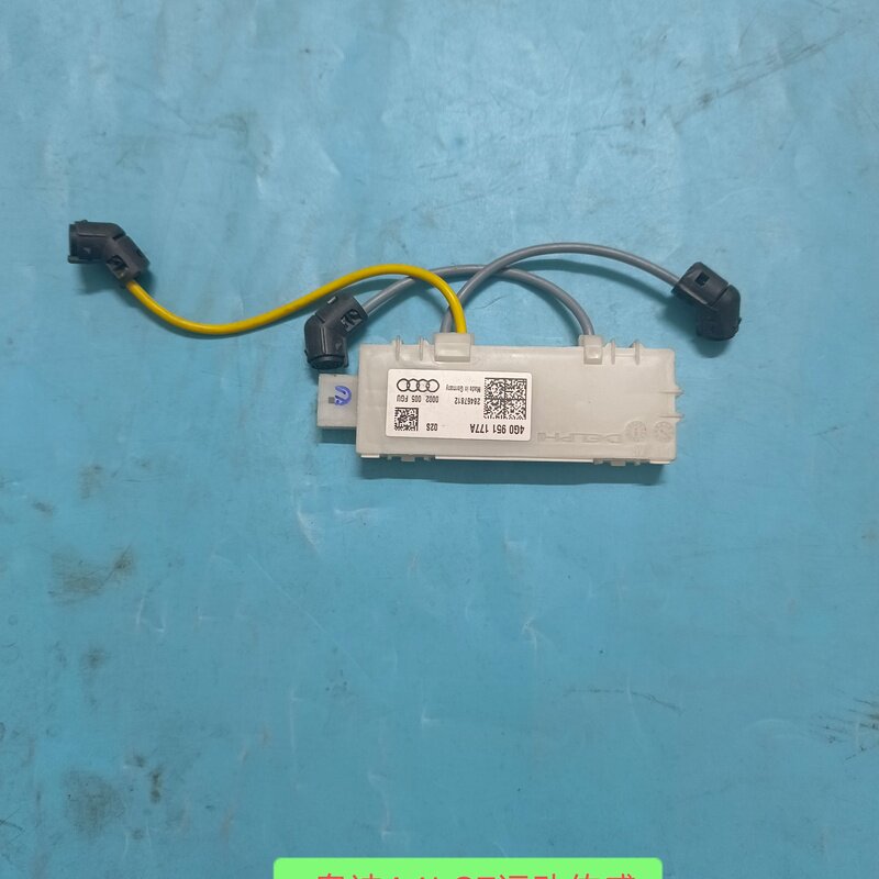 奥迪A6LC7运动传感器顶棚灯传感器防盗系统运动传感器   全新原厂